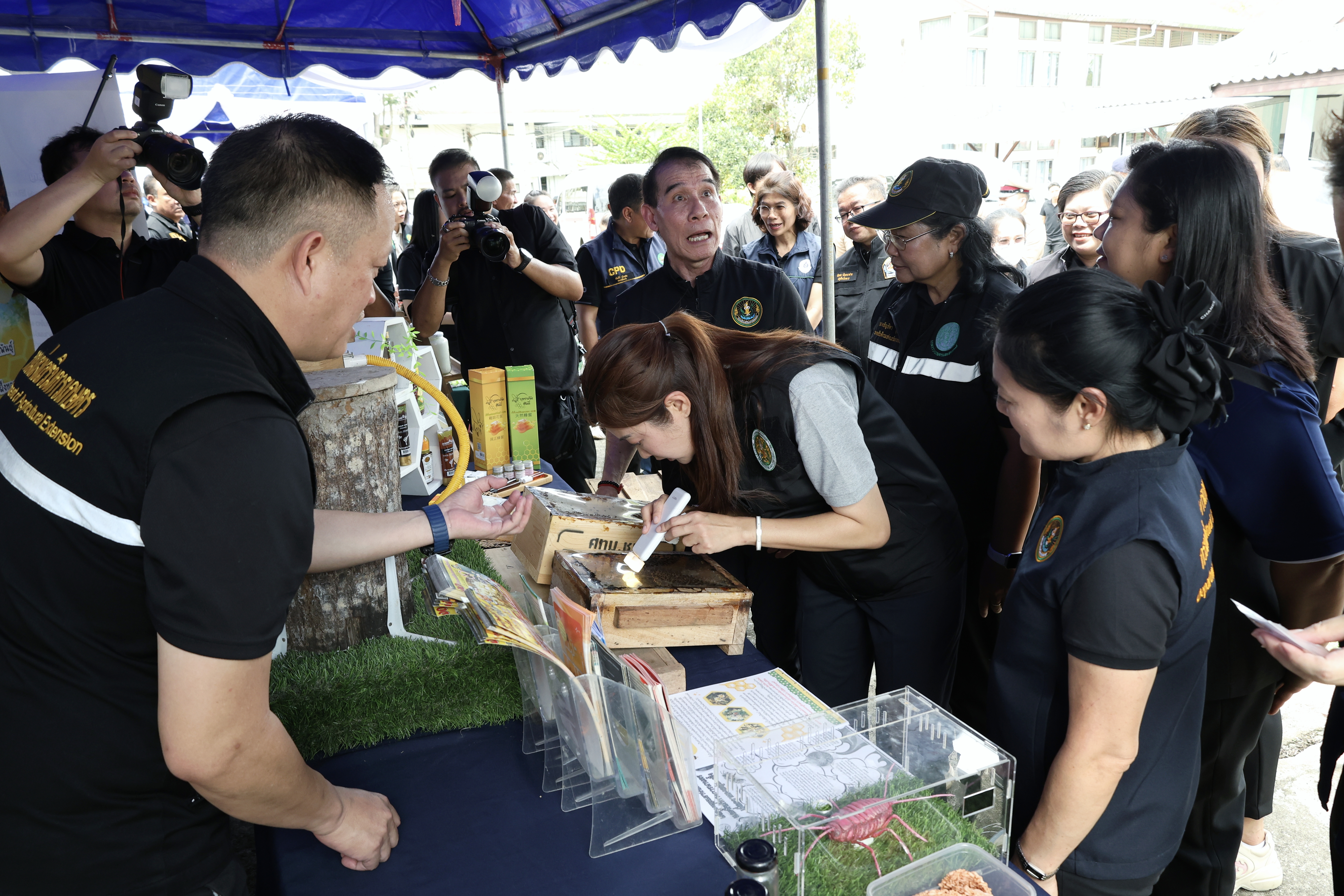title - ส.ป.ก.ร่วมติดตามรัฐมนตรีช่วยว่าการกระทรวงเกษตรและสหกรณ์ (นางสาวปิยะรัฐชย์ ติยะไพรัช) ลงพื้นที่การตรวจราชการใน อำเภอดอยเต่า อำเภอแม่ริม จังหวัดเชียงใหม่